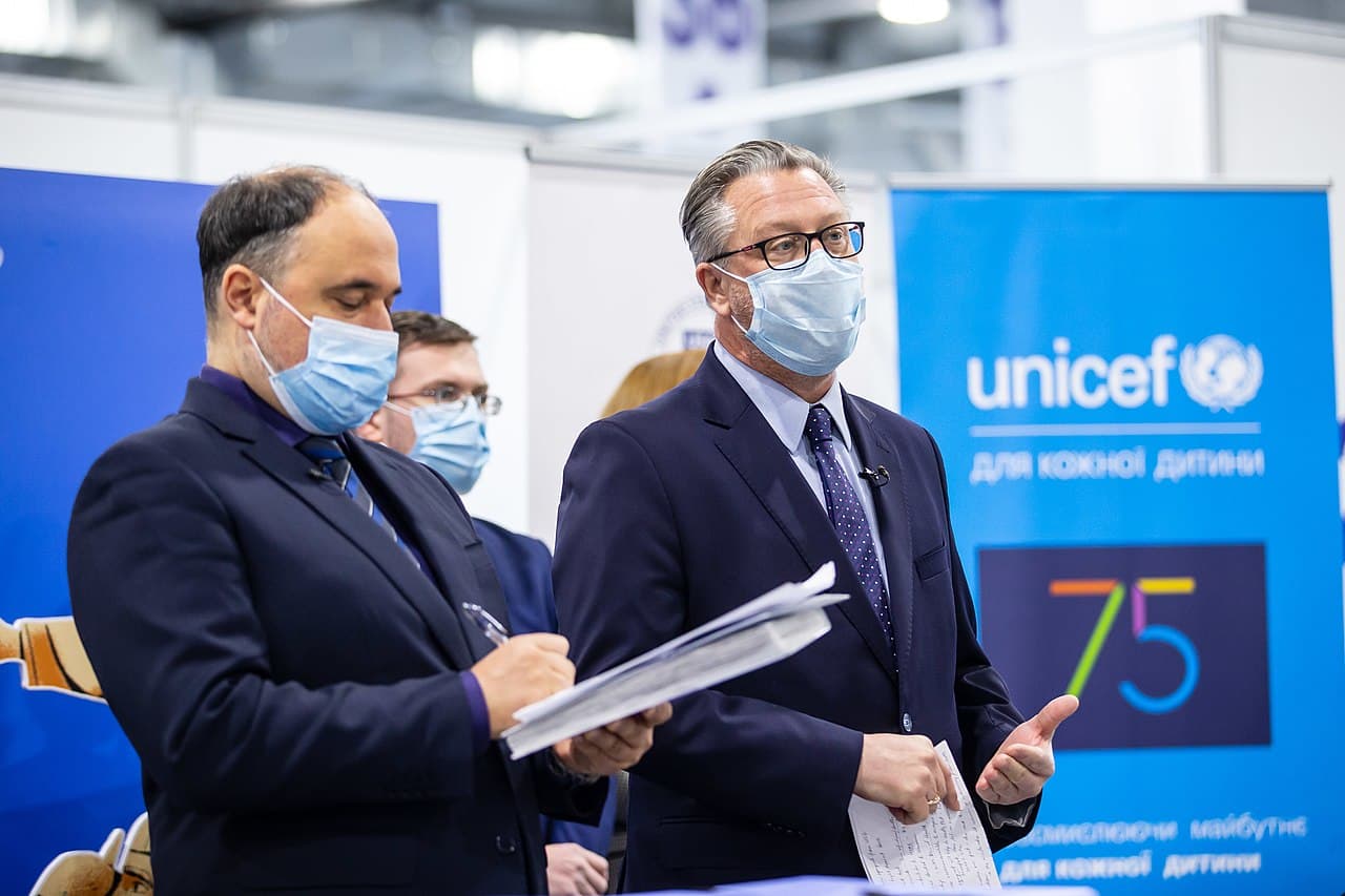 UNICEF scaling up efforts to protect and support children and families following Ebola outbreaks in the Democratic Republic of the Congo and Uganda